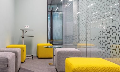 Películas decorativas para instalação em vidros